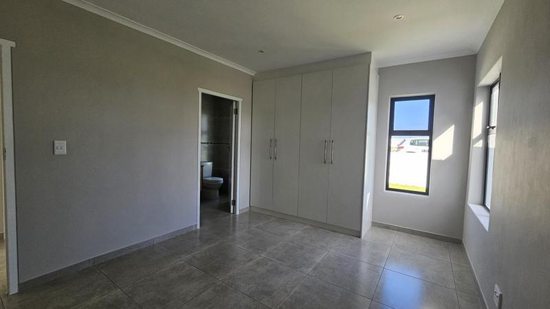 3 Bedroom Property for Sale in Shelley Point Western Cape